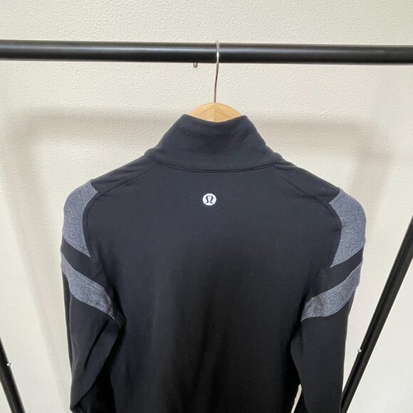 Lululemon Men's Full Zip Track Jacket, Black and Gray, Size Medium - Picture 8 of 8